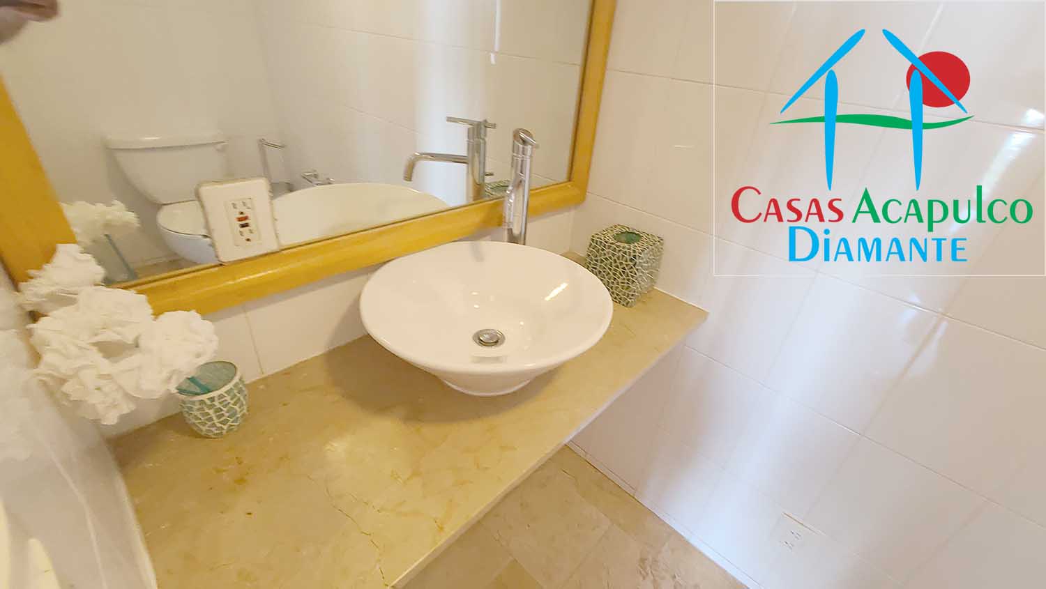 Las Palmas Yatay 605 - Baño de visitas 1